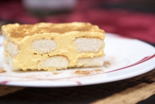 mangó tiramisu